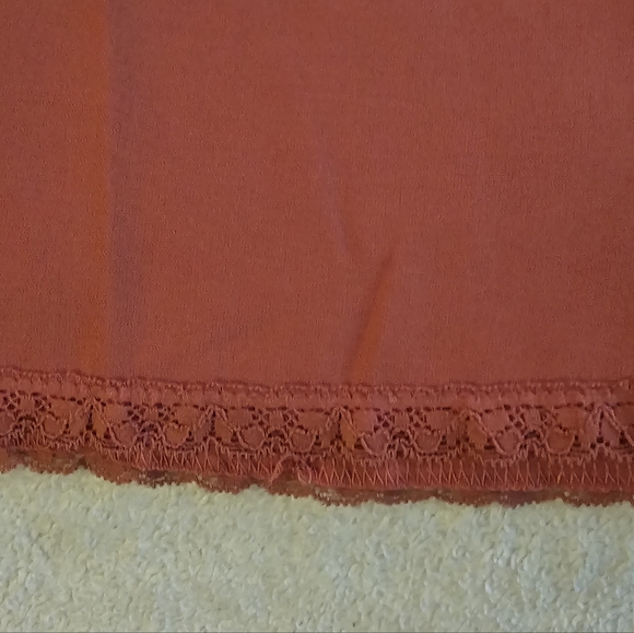 NWOT Racer Back Lace Trim Cami w/ Adjustable Staps - Picture 8 of 8